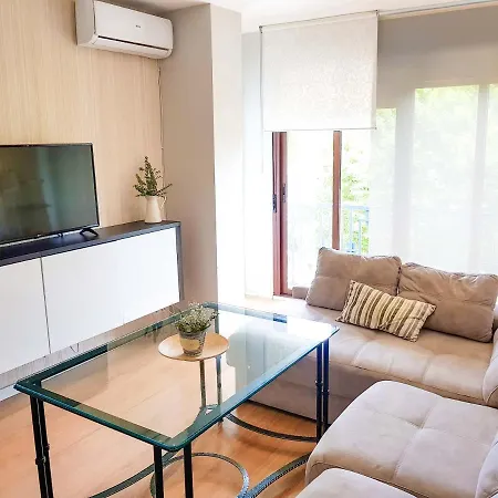 Apartamento Paseo De La Victoria